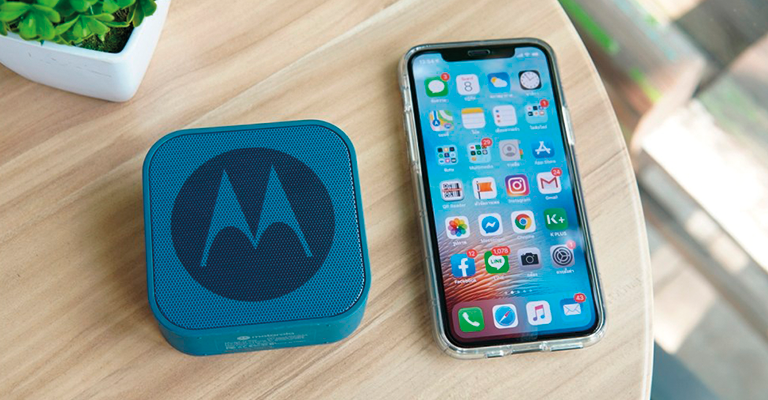 Altavoz Sonic Boost de Motorola conectado por bluetooth